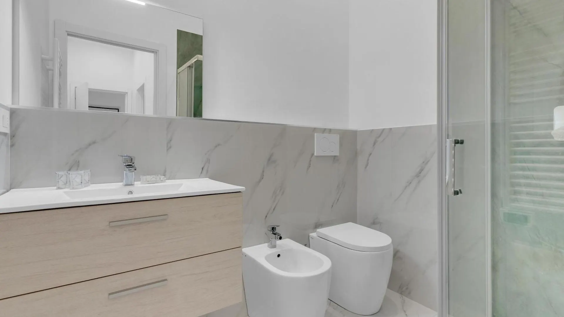 Apartamento Cre9 -Loreto - Duomo- Central - Modern - Milán